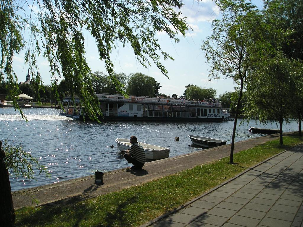 Pokoje Centrum U Ani Augustów Esterno foto